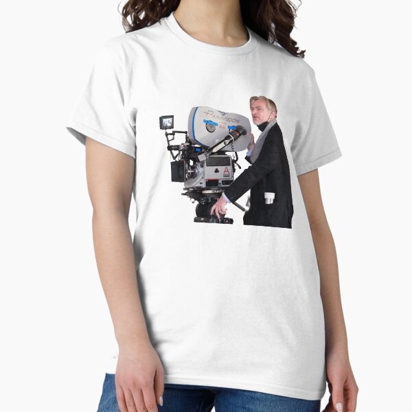 Artikel-Vorschau von Regie: Christopher Nolan, Panavision, designt und verkauft von Claudie Perret.