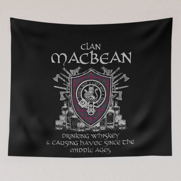 Artikelvorschau, Clan MacBean von Tomatin trinkt Whisky und verursacht Chaos Erbe Wappen Tartan Plaid entworfen und verkauft von Clan1093.