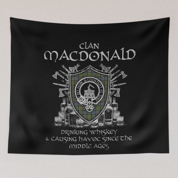 Artikelvorschau, Clan MacDonald Clanranald Chief trinkt Whisky und verursacht Chaos Erbe Wappen Tartan Plaid entworfen und verkauft von Clan1093.