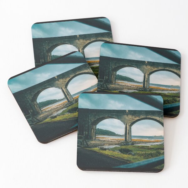 Artikelvorschau, Brücke Isle of Skye | Schottisches Hochland | Schottland entworfen und verkauft von Droneratravels.