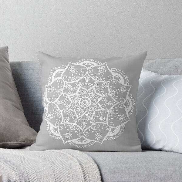 Artikel-Vorschau von Graues und weißes Blumenmandala, designt und verkauft von Julie Erin Designs.