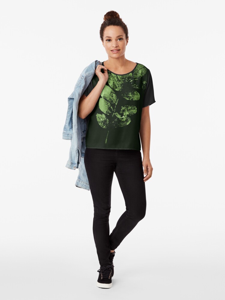 Alternative Ansicht von Bezauberndes Grünes Wald Blatt Chiffon Top