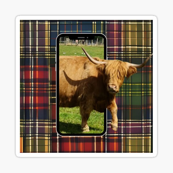 Vista previa del artículo con la obra «Tartan Coo: La vaca de las Tierras Altas se une a la tecnología», diseñado y vendido por sandys&sylvies.