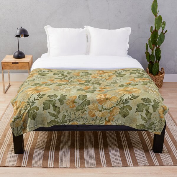 Aperçu de l'œuvre Motif floral vintage avec C et feuilles vertes créée et vendue par CoolPixels.