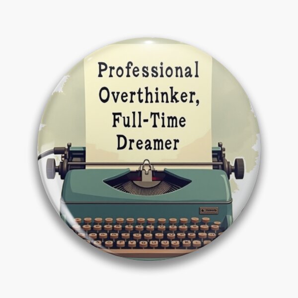 Artikelvorschau, Vintage Schreibmaschinen-Zitat – Overthinker und Dreamer Retro Design entworfen und verkauft von Madustoks.