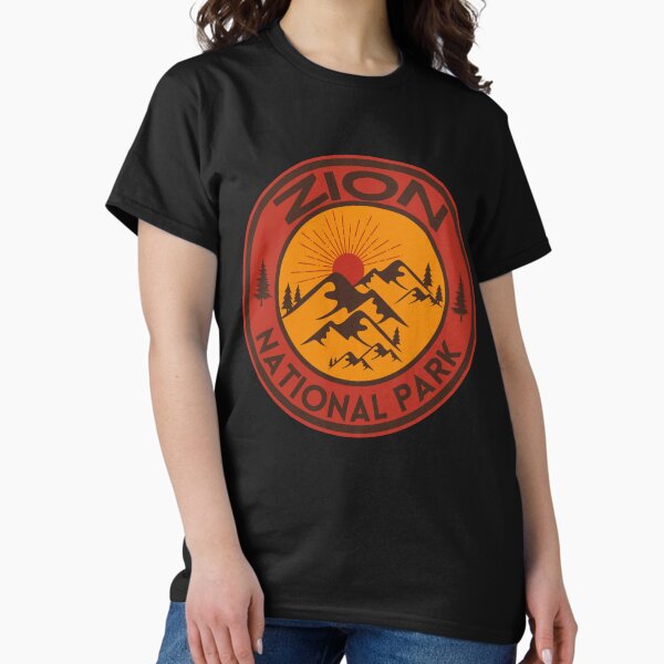 Vista previa del artículo con la obra «Pegatina clásica para camiseta del parque estatal nacional Zion», diseñado y vendido por ThinkNatural.