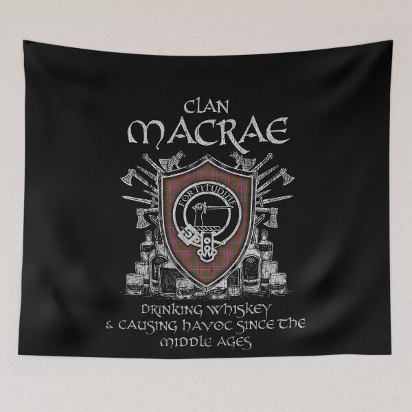 Artikelvorschau, Clan MacRae trinkt Whisky und verursacht Chaos Erbe Wappen Tartan Plaid entworfen und verkauft von Clan1093.