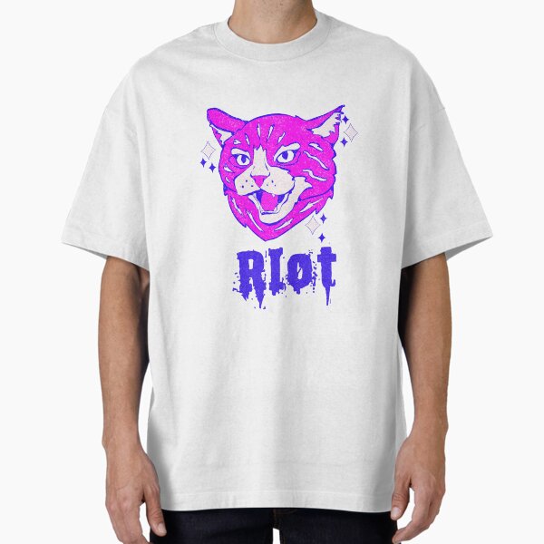 riot cat Oversized T-Shirt