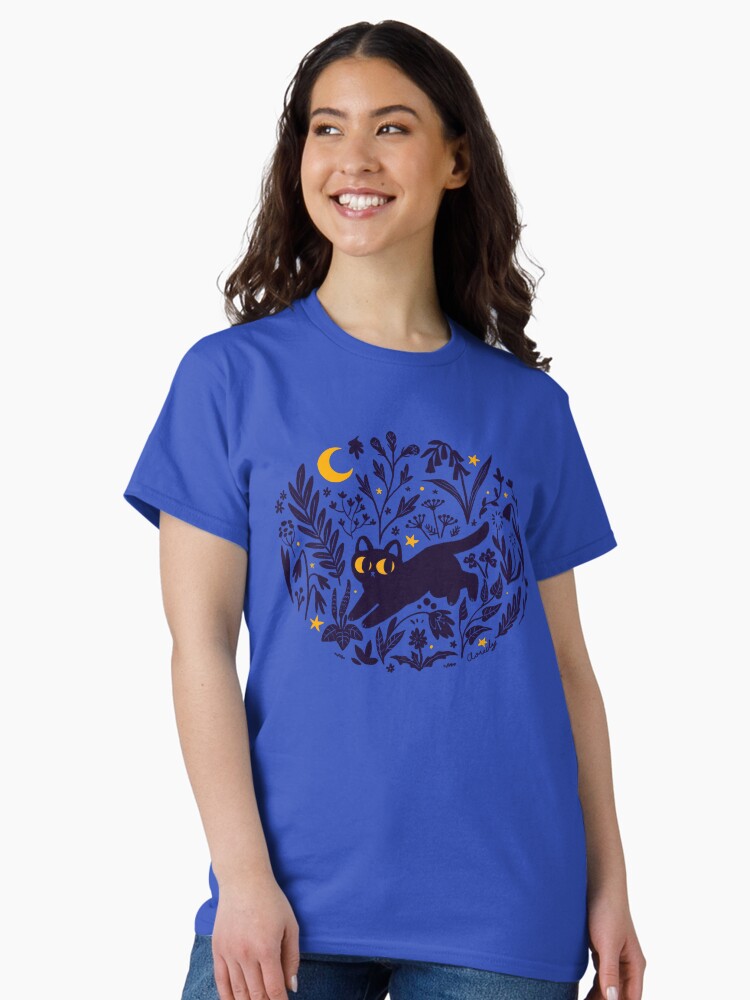 Imagen 2 de 7, Camiseta clásica con la obra noche de verano, diseñada y vendida por hellocloudy.