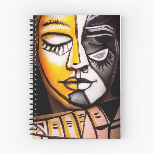 Aperçu de l'œuvre Dame aux multiples visages créée et vendue par GhostCaptain.