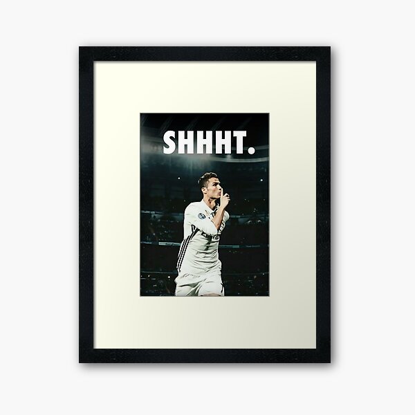 Vista previa del artículo con la obra «Cristiano Ronaldo tranquilo», diseñado y vendido por dohyun kim.