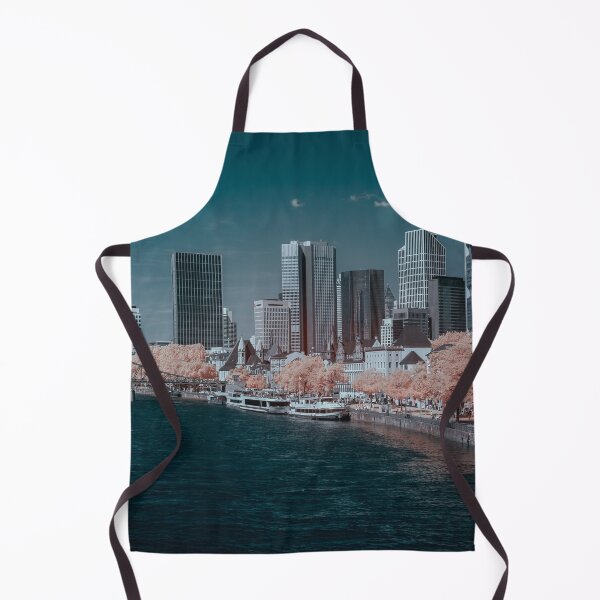 Artikelvorschau, Frankfurter Skyline entlang des Mains – Infrarotfotografie entworfen und verkauft von Akquired Taste.