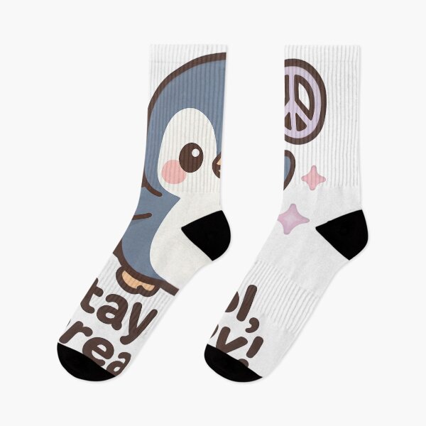 Artikelvorschau, Bleib cool, verbreite Freude! - Süßer Pinguin mit Peace-Zeichen-Design entworfen und verkauft von AnnDesignStudio.