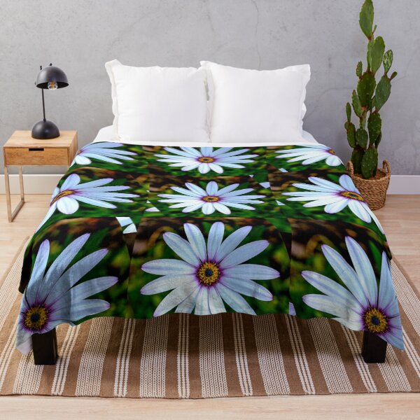 Item preview, White Daisy Pattern designed and sold by Patternflower.