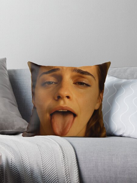 Artikel-Vorschau von Emma Watson verspielt, designt und verkauft von sarzerdesigns.