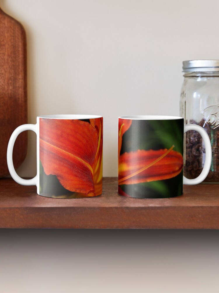 Alternate view of Red Daylily (Hemerocallis) from A Gardener's Notebook Mug