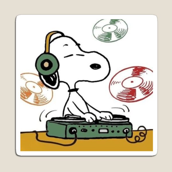 Artikel-Vorschau von Snoopy spielt DJ, designt und verkauft von marsuncharted.