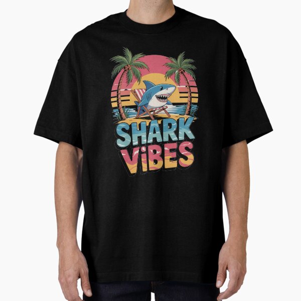 Vista previa del artículo con la obra «Vibras de tiburón: un diseño playero de verano genial para amantes del océano o fiesteros», diseñado y vendido por EpicMediaShop.