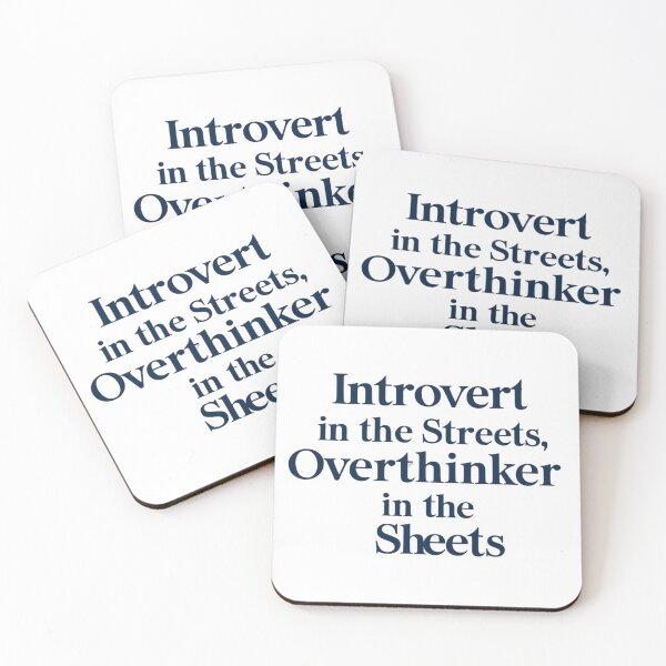 Aperçu de l'œuvre Introverti dans la rue, penseur excessif au lit – Ironie introvertie créée et vendue par StormArte.