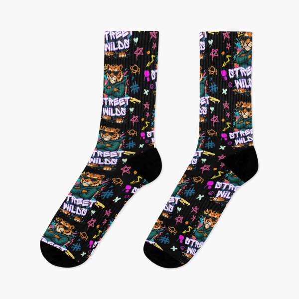 Aperçu de l'œuvre Street Wilds - un tigre cool avec des graffitis colorés créée et vendue par PHRASEandSTYLE.
