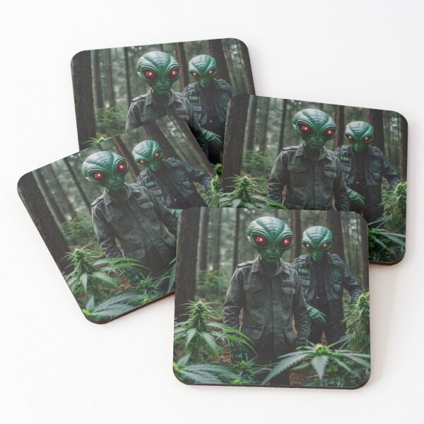 Item preview, Aliens forester designed and sold by AlyMouk.