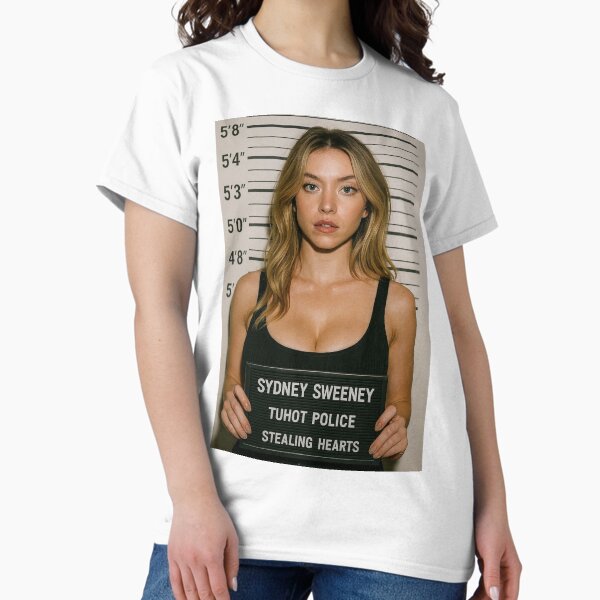 Item preview, Sydney Sweeney está robando corazones designed and sold by sarzerdesigns.