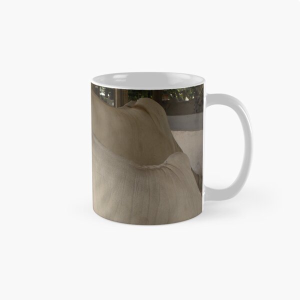 Item preview, nelores eating in the stable designed and sold by felipequeiroz.