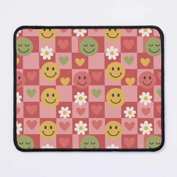 Artikelvorschau, Karierte Smileys, Rot und Pink entworfen und verkauft von bethduke.
