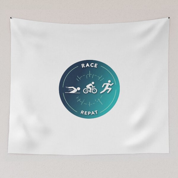 Aperçu de l'œuvre Course, repos, répétition – Triathlon Life créée et vendue par Triathlongram.