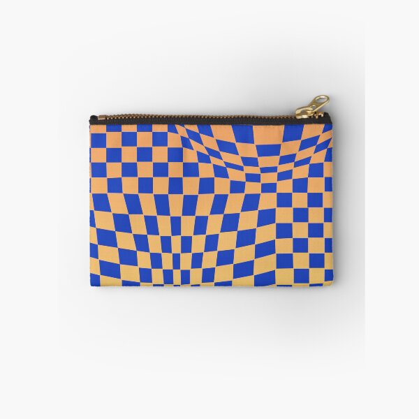 Artikelvorschau, Blaue Quadrate verzerrt, 70er-Stimmung, gelb-orange Farbverlauf entworfen und verkauft von ASKEW GRAPHICS.