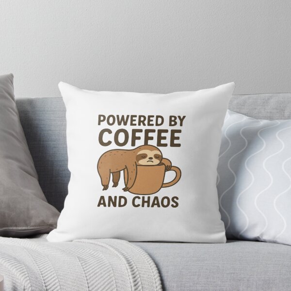 Artikelvorschau, Angetrieben von Kaffee und Chaos | Lustiges Faultier-Kaffeeliebhaber-Design entworfen und verkauft von Designeerguy.