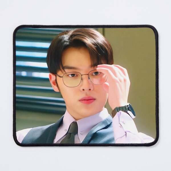 Item preview, Choi Hyun Wook designed and sold by Mydramalist.