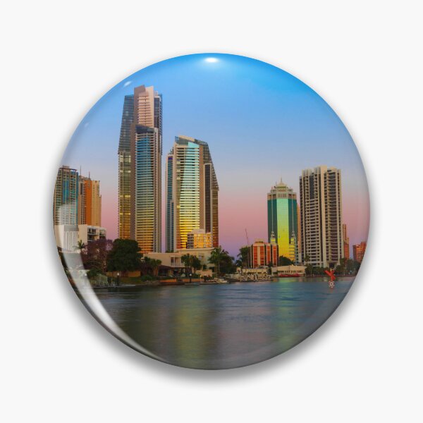 Artikelvorschau, Skyline von Gold Coast bei Sonnenuntergang entworfen und verkauft von Aure50.