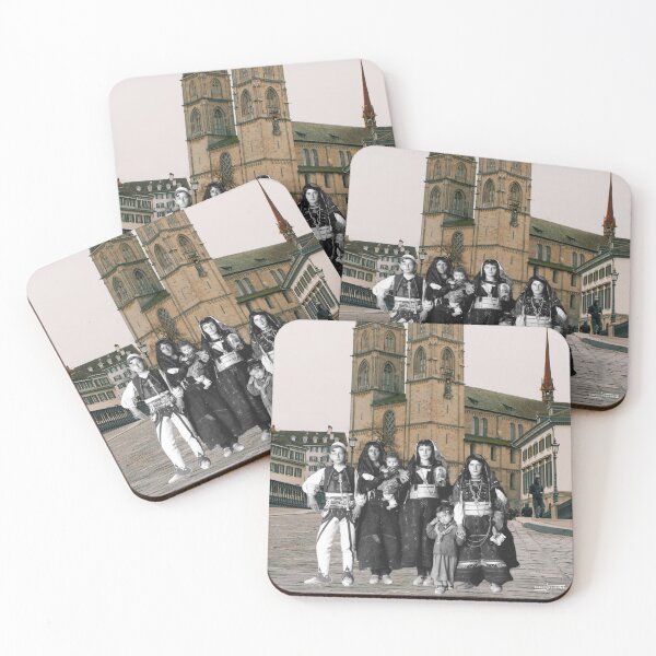 Item preview, Familie am Grossmünster designed and sold by andërrgraundish.