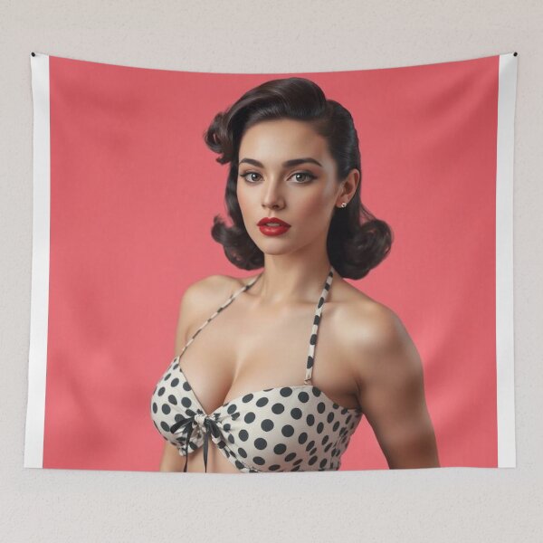 Aperçu de l'œuvre Pin-up brune sexy en maillot de bain à pois créée et vendue par MissSaylor.
