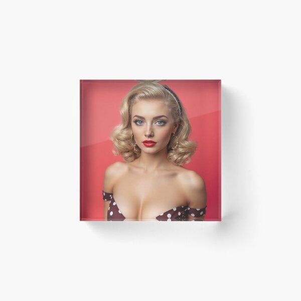 Aperçu de l'œuvre Pin-up blonde classique à pois créée et vendue par MissSaylor.