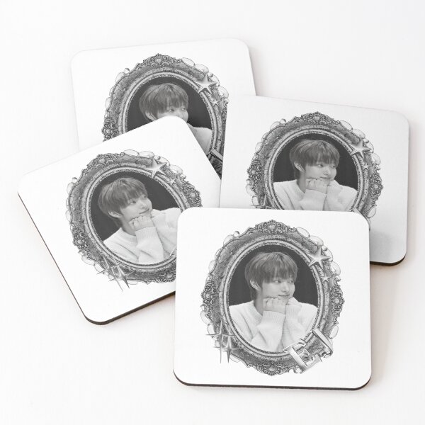 Item preview, Espejo vintage en blanco y negro de &Team EJ Design designed and sold by HELL0WBELLO.