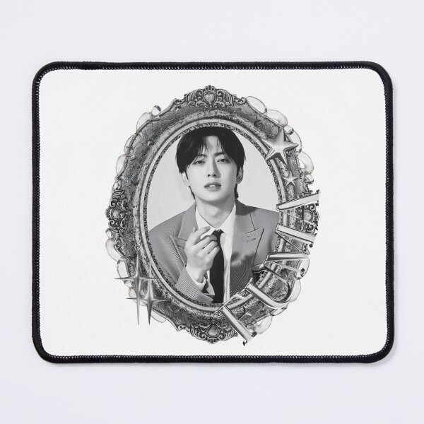 Item preview, Espejo vintage blanco y negro de diseño FUMA &Team designed and sold by HELL0WBELLO.