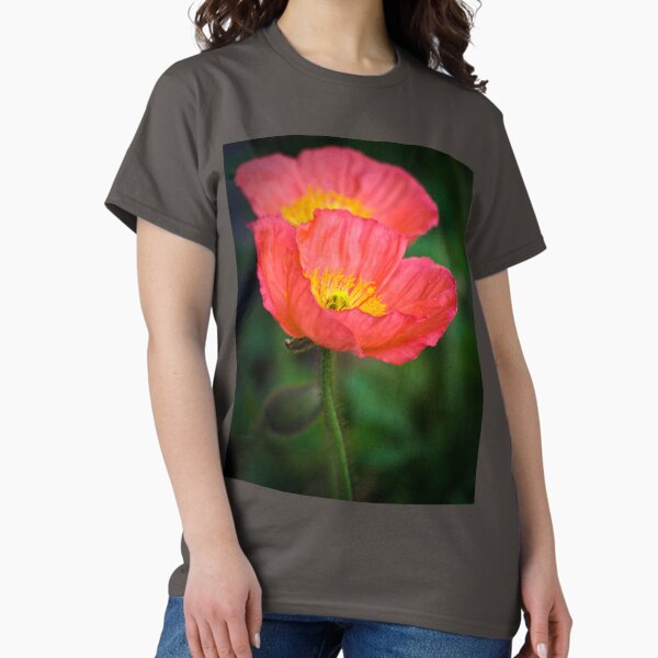 Couple in pink Classic T-Shirt