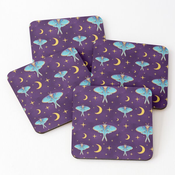 Aperçu de l'œuvre Papillon lunaire céleste avec lunes et étoiles violettes créée et vendue par ArtyHdesigns.