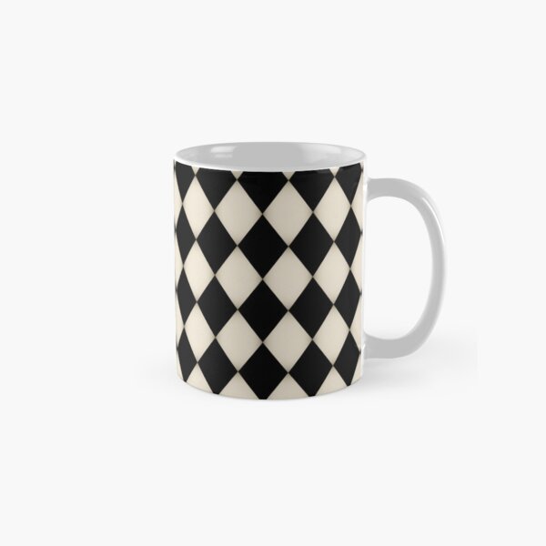 Artikel-Vorschau von Antike schwarz-beige Harlekin-Diamanten überall, designt und verkauft von Feeling Artsy.