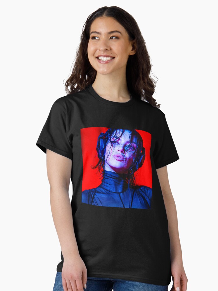 Sara Landry Hard Techno DJ Rave Essentials Classic T-Shirt