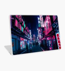 Nächtliche Gasse Laptop Folie