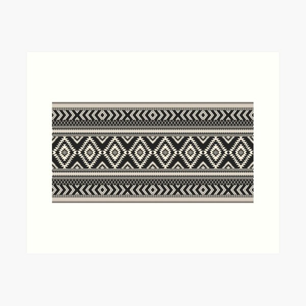 Aperçu de l'œuvre Motif ethnique formes géométriques noires et blanches créée et vendue par Pencil Art.
