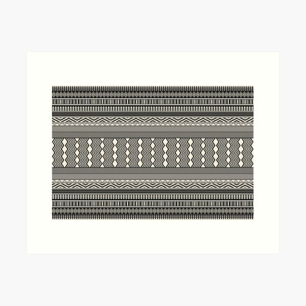 Aperçu de l'œuvre Motif ethnique formes géométriques noires et blanches. créée et vendue par Pencil Art.