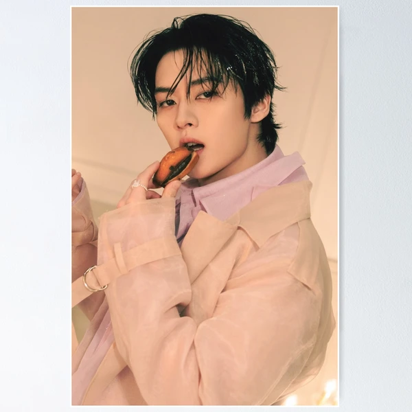 LEE KNOW MINHO SKZ you make Stray Kids STAY ot8 Hollow Japanese