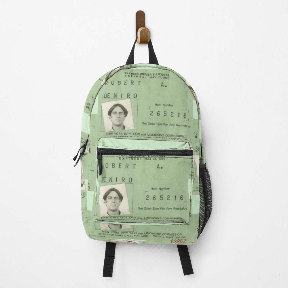 Vista previa del artículo con la obra «Mochila», diseñado y vendido por myStudioVisual.