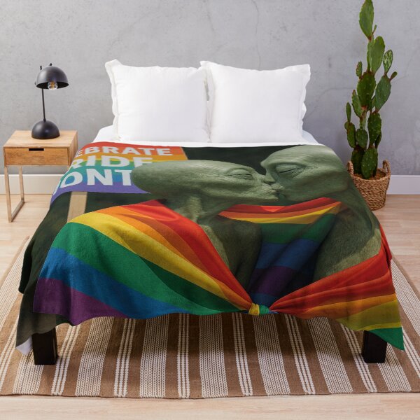 Item preview, two aliens kiss on Pride Month designed and sold by Mauswohn.
