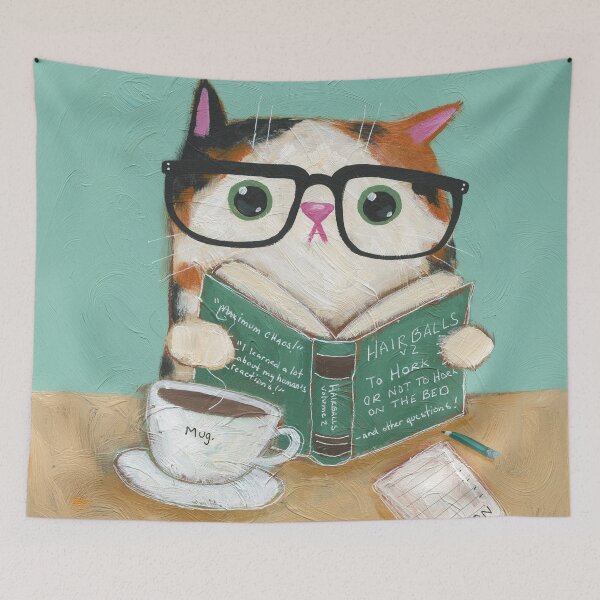 Artikelvorschau, Haarballen v2 Calico Cat liest ein Buch mit Kaffee entworfen und verkauft von KilkennyCat Art.