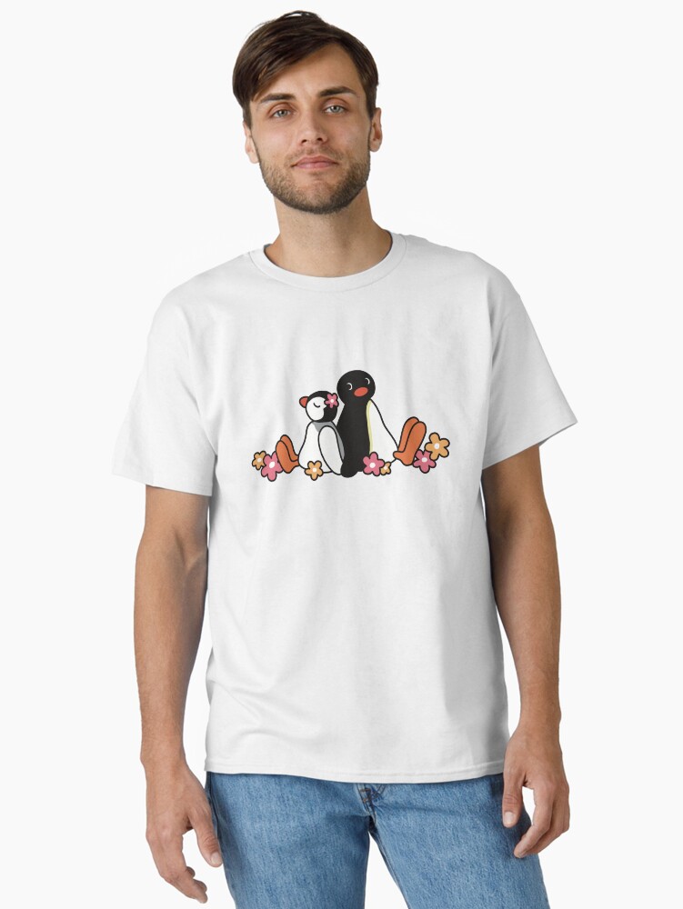 Imagen 1 de 7, Camiseta clásica con la obra Amor de pingu, diseñada y vendida por CheylaDesigns.